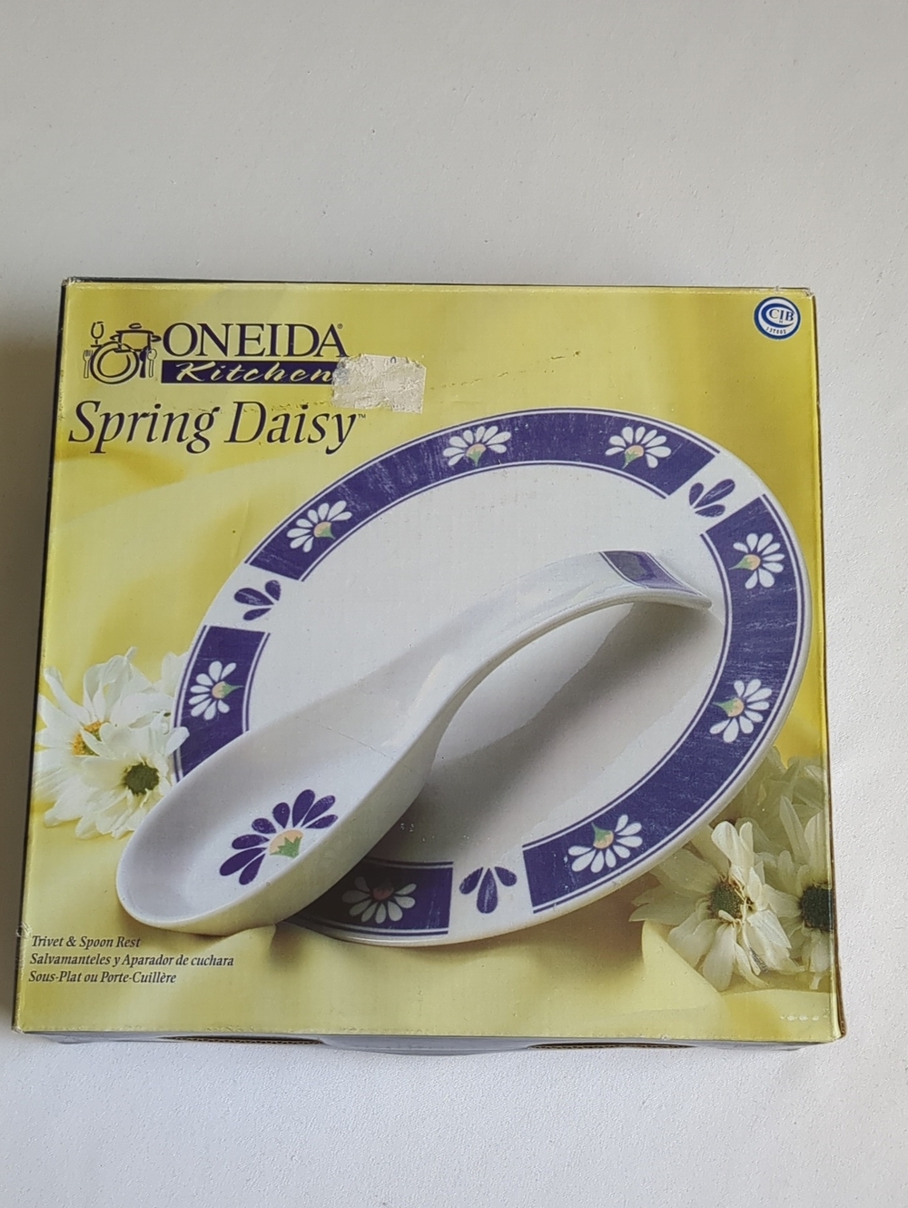 Oneida Spring Daisy Trivet And Spoonrest Set